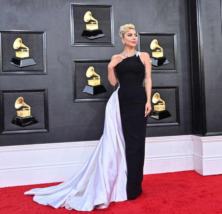 050.jpg