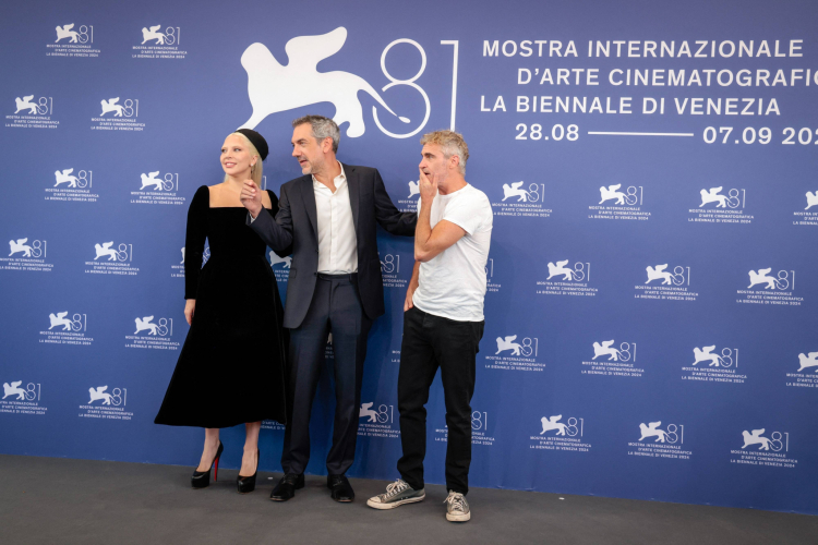 183.jpg