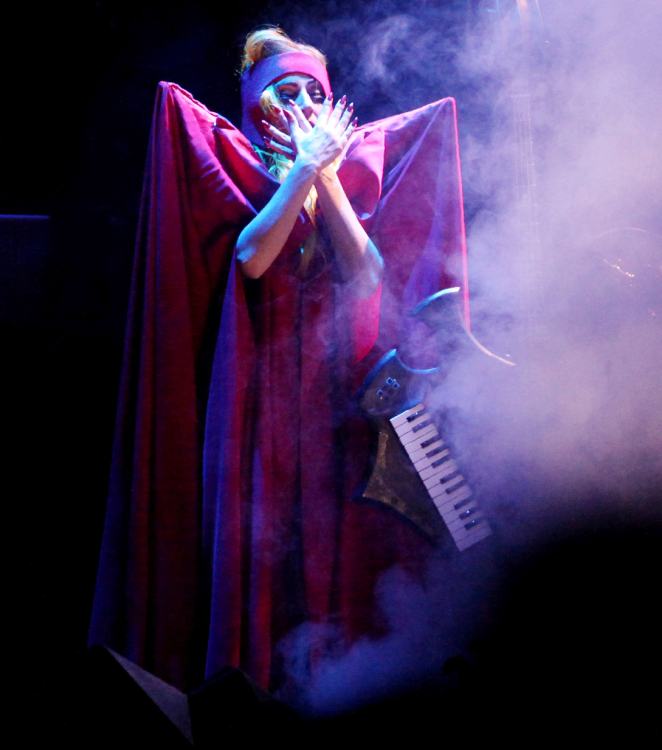 195.jpg