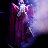 195.jpg