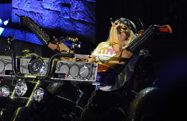 032.jpg