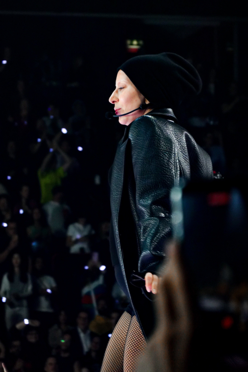077.jpg